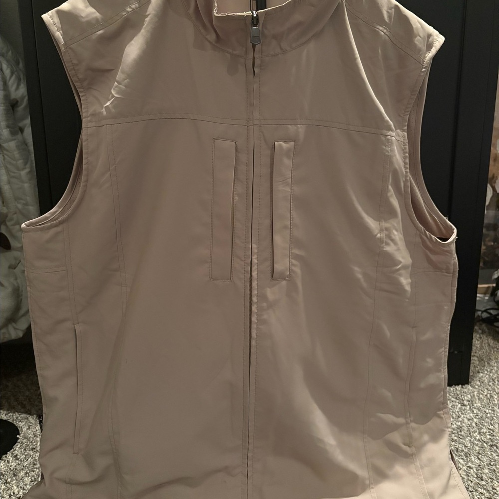 Q.U.E.S.T. VEST FOR MEN - Picture 6 of 6